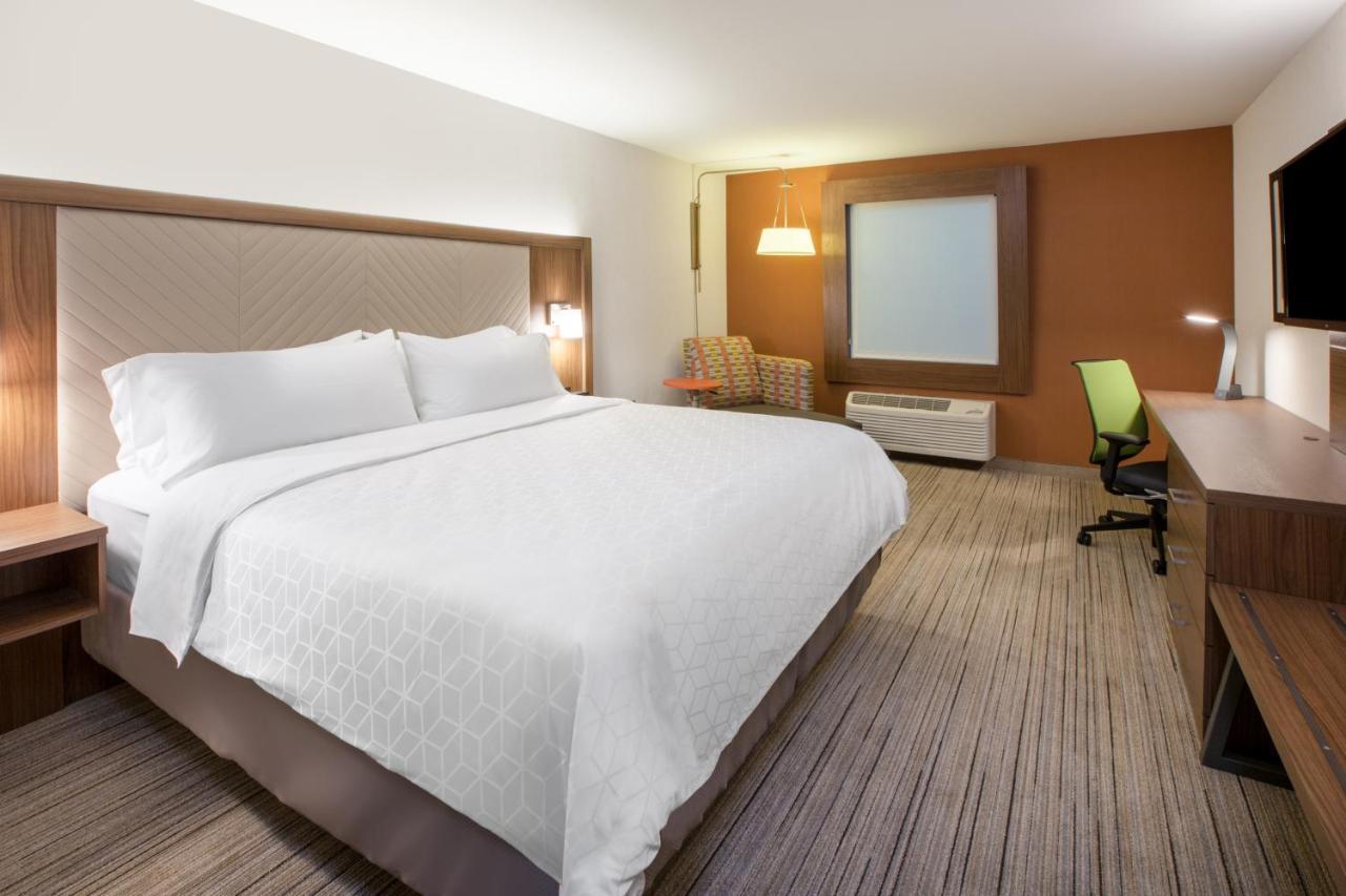 Holiday Inn Express & Suites - Canton By Ihg ภายนอก รูปภาพ